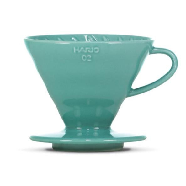 Hario V60 02 Dripper „Colour Edition“, Porzellan in türkisgrün.