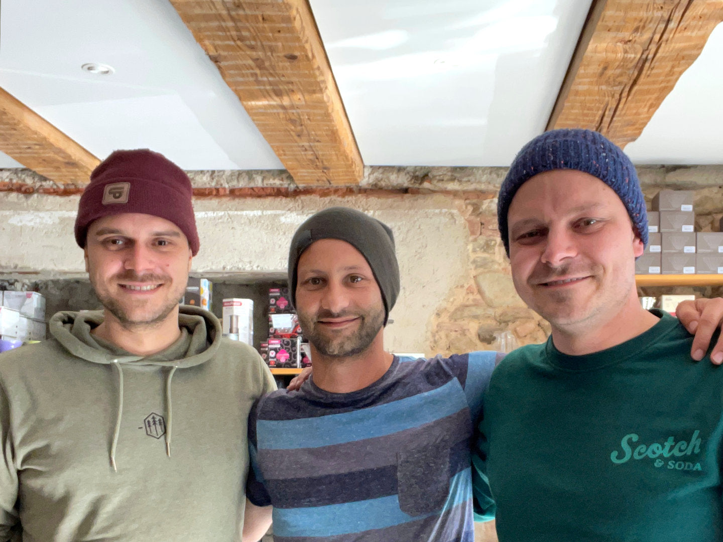 Mats Weller, Benni vom Kaffehandel Distl und Philip Weller zusammen in Günterstal. Titelbild zum Blogbeitrag.