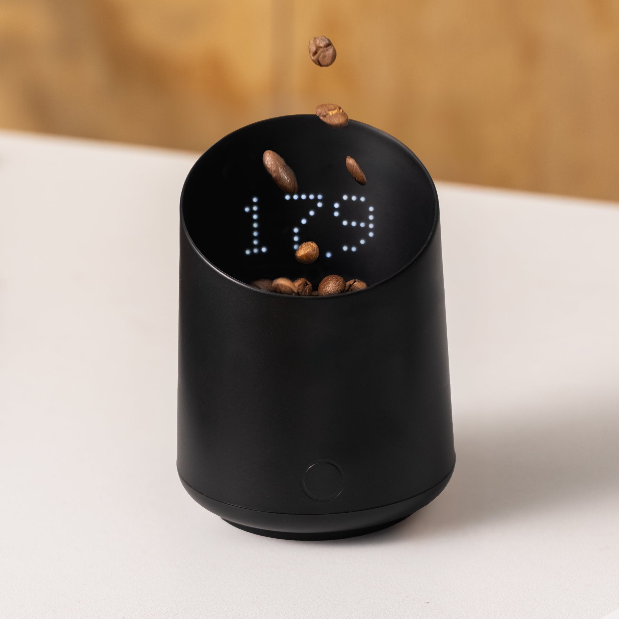 Subminimal Coffee Scale | Dosing Cup | Günter Coffee